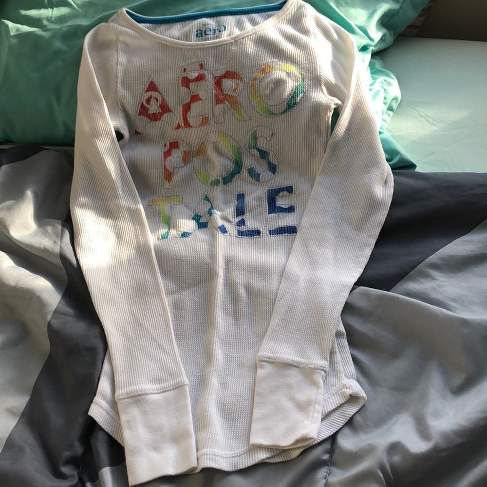 Long sleeve white tee